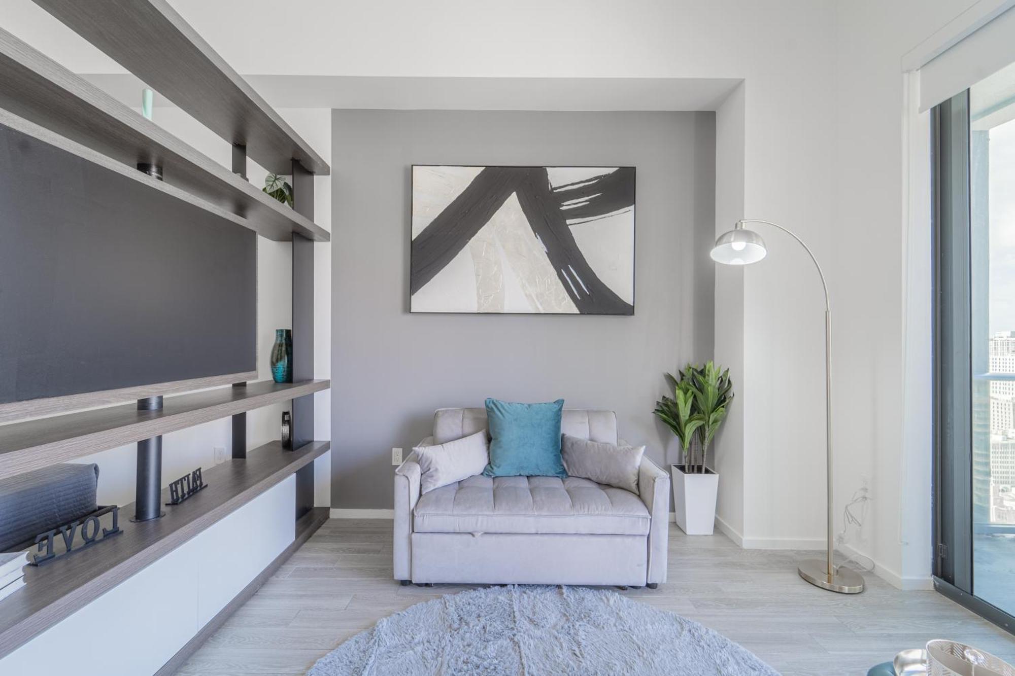 Tr Miami 2 Bedroom, 1 Bedroom, And Studio Condos With Balconies Exterior photo