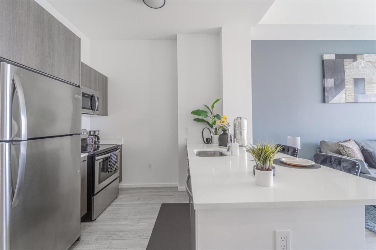 Tr Miami 2 Bedroom, 1 Bedroom, And Studio Condos With Balconies Exterior photo